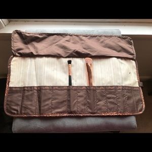 Ecotools Makeup brush roll for travel/protection